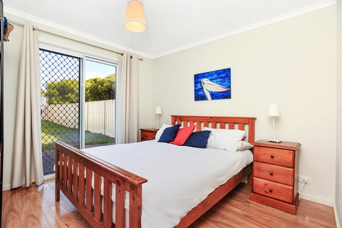 Ariadne - A Hop Skip And A Jump To The Beach With Sea Views - Tweed Heads Accommodation 7