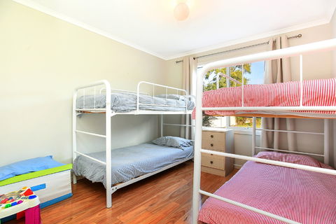 Ariadne - A Hop Skip And A Jump To The Beach With Sea Views - Tweed Heads Accommodation 8