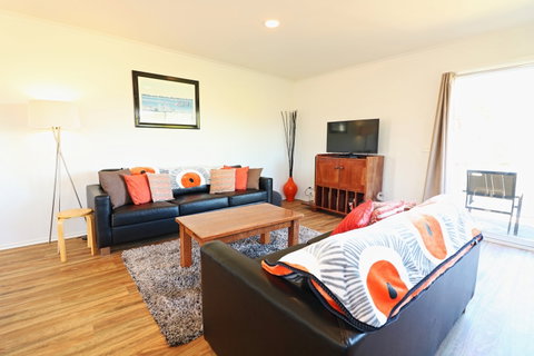 Beachcomber Apartments Merimbula - Tweed Heads Accommodation 2