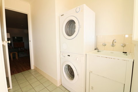 Beachcomber Apartments Merimbula - Tweed Heads Accommodation 5