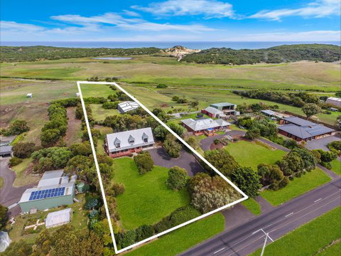 Cooks Retreat Warrnambool - Tweed Heads Accommodation 4