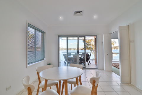 El Lago Jetty - Tweed Heads Accommodation 2