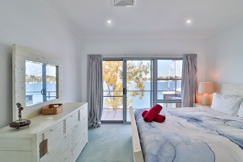 El Lago Jetty - Tweed Heads Accommodation 4