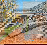 Grandview Accommodation - The Elm Tree Apartments - Tweed Heads Accommodation