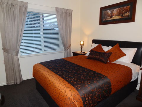 Hahndorf Oak Tree Cottages - Tweed Heads Accommodation 5