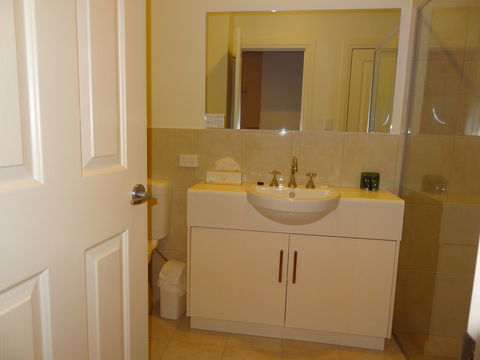 Hahndorf Oak Tree Cottages - Tweed Heads Accommodation 9