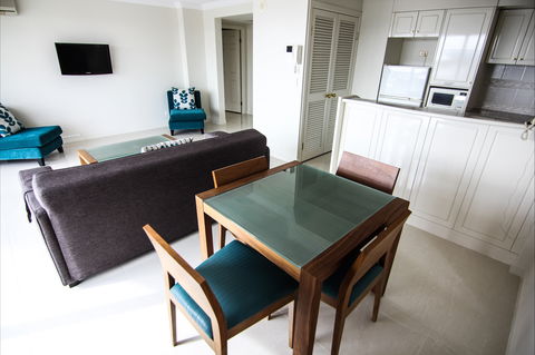 Phoenician Resort - Tweed Heads Accommodation 1