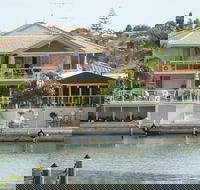 Port Mandurah Canals - Luxury Guest House - Tweed Heads Accommodation