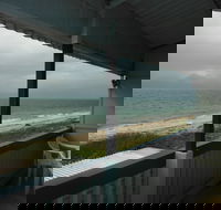 Rose's Beach House - Tweed Heads Accommodation