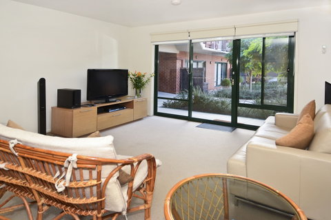 Unit 5 Wyuna Queenscliff - Tweed Heads Accommodation 1