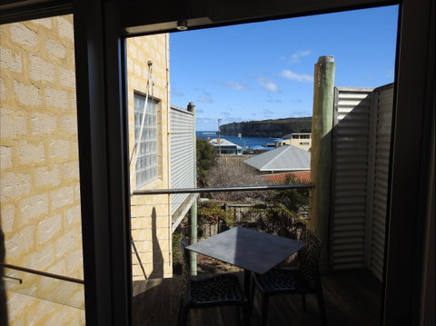 Waves Luxury Suites - Tweed Heads Accommodation 2