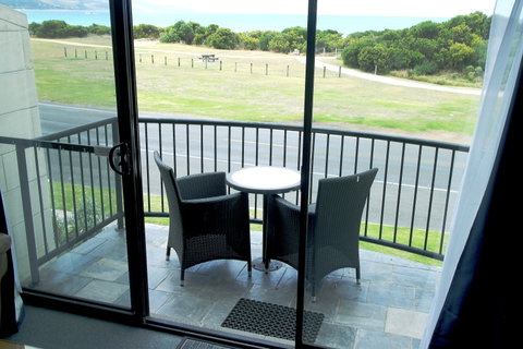 Apollo Bay Waterfront Motor Inn - Tweed Heads Accommodation 1