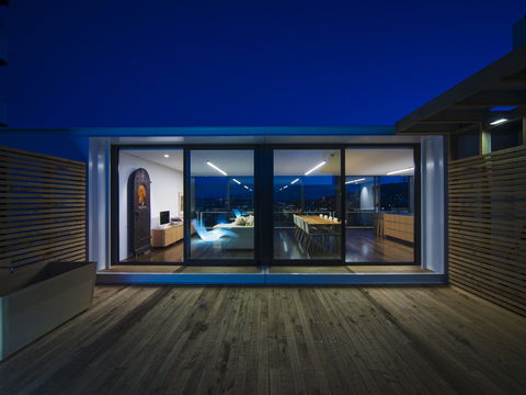 Avalon City Retreat - Tweed Heads Accommodation 1