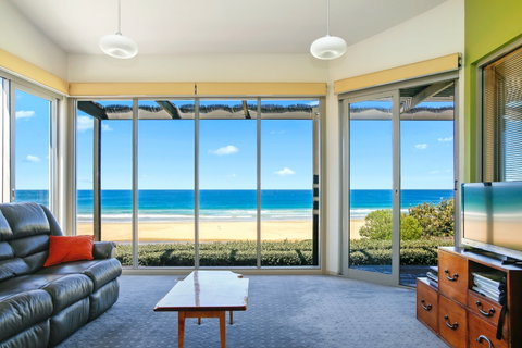 Chocolate Gannets - Tweed Heads Accommodation 1