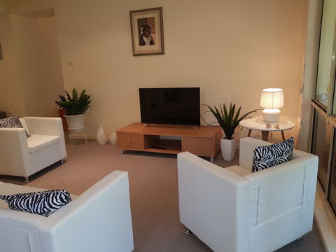 Ellie's Hide-Away At Malua Bay - Tweed Heads Accommodation 2