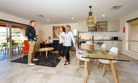 Howlong Country Golf Club Motel - Tweed Heads Accommodation 0