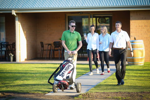 Howlong Country Golf Club Motel - Tweed Heads Accommodation 1