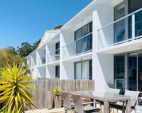 Lorne World - Tweed Heads Accommodation 1