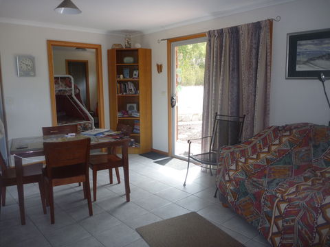 Yakkalla Holiday Cottage - Tweed Heads Accommodation 3