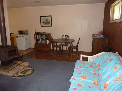 Acacia Cottages - Tweed Heads Accommodation 0