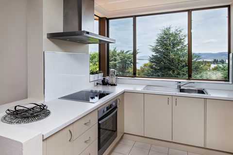 Avalanche 6 - Tweed Heads Accommodation 1