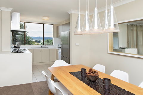 Avalanche 6 - Tweed Heads Accommodation 2