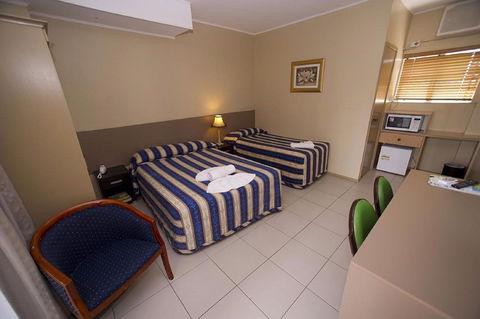 Bella Vista Motel Kariong - Tweed Heads Accommodation 0
