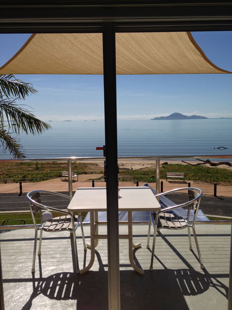 Cardwell Beachfront Motel - Tweed Heads Accommodation 0