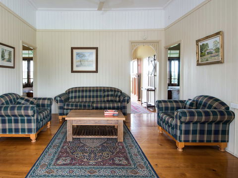 Vineyard Cottage - Tweed Heads Accommodation 1