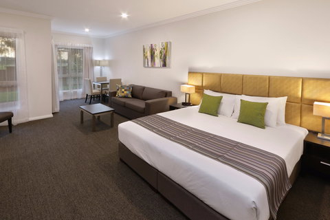 Bolton On The Park - Tweed Heads Accommodation 2