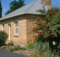 Hamilton's Cottage Collection and Country Gardens - Emmas Cottage