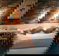 Hornsby Inn - Tweed Heads Accommodation