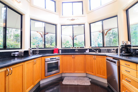 Lumeah House - Tweed Heads Accommodation 2