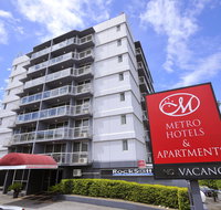 Metro Hotel and Apartments Gladstone - Tweed Heads Accommodation