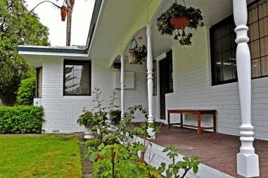 Dolphin Lodge - Tweed Heads Accommodation 1