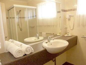 Armidale Pines Motel - Tweed Heads Accommodation 1