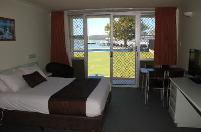 Zorba Motel - Tweed Heads Accommodation 0