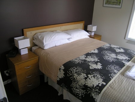 Lilacs Waterfront Villas And Cottages - Tweed Heads Accommodation 1