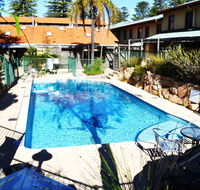 Cottesloe Beach Chalets - Tweed Heads Accommodation