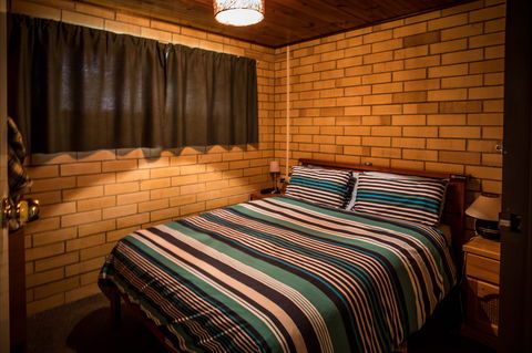 80 Page Drive Blanchetown -River Shack Rentals - Tweed Heads Accommodation 1