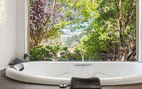 Adelaide Hills Retreats - The Nest - Tweed Heads Accommodation 2