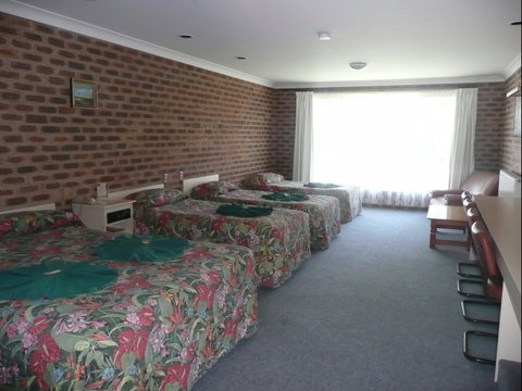 Big Trout Motor Inn - Tweed Heads Accommodation 2