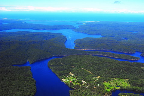 Gipsy Point Lakeside - Tweed Heads Accommodation 0