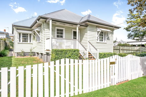Keeler Cottage - Tweed Heads Accommodation 1