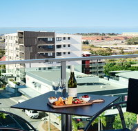 Oaks Gladstone Grand Hotel - Tweed Heads Accommodation