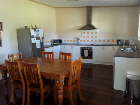 Phoenix Cottage - Tweed Heads Accommodation 0