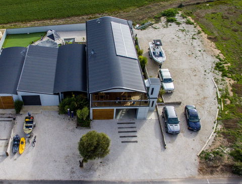 Radar's Retreat James Well Beach Yorke Peninsula - Tweed Heads Accommodation 0