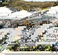 The Boathouse Hotel Patonga - Tweed Heads Accommodation