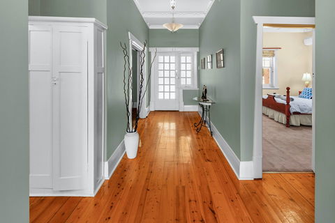 Adelaide Style Accommodation-City And Beach Luxury Home - Tweed Heads Accommodation 1