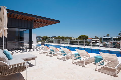 Art Series - The Johnson - Tweed Heads Accommodation 0